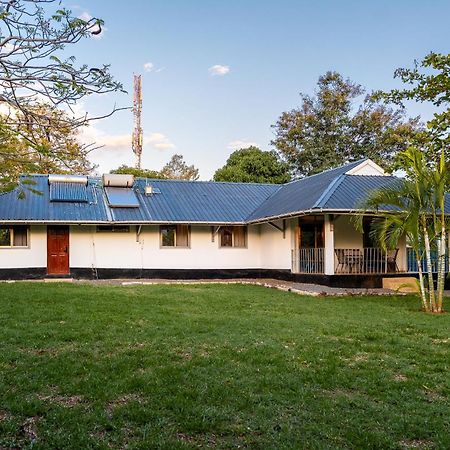 Harry'S Kisumu Oasis Aparthotel Exteriör bild